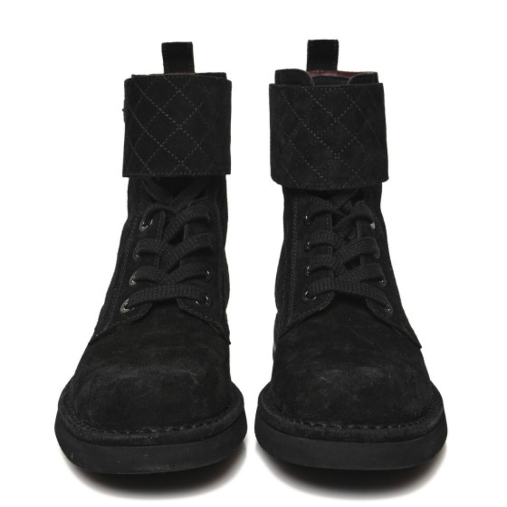 CHANEL Quilted Suede Combat Boots – Black Lace Up - Picture 5 of 17